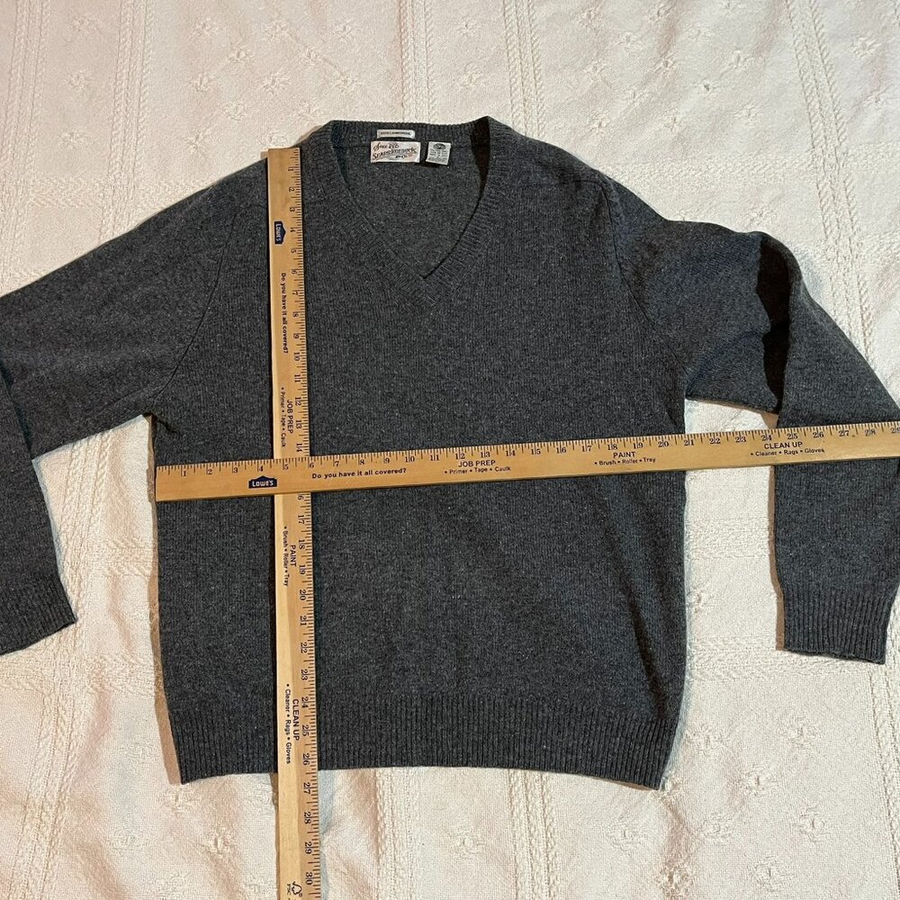 Sears Roebuck and Co. gray lambswool sweater Size Large